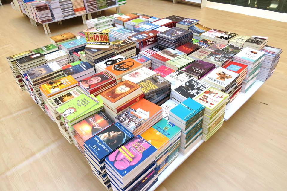 Feira de livros no ParkShoppingBarigüi