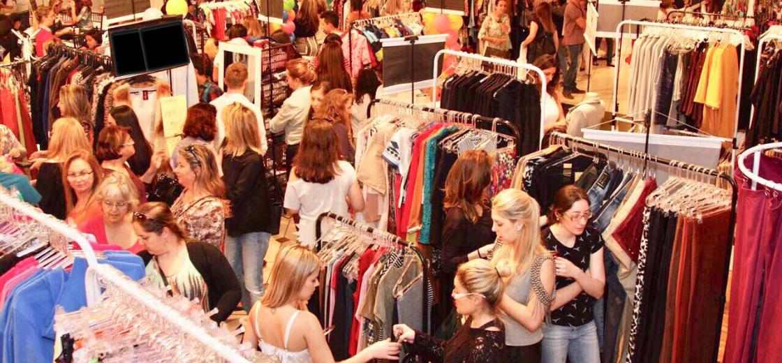 Hoje e Sábado! Bazar Moda do Bem terá 70 lojas participantes e até 70% de desconto