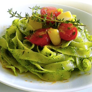 tagliatele-pesto