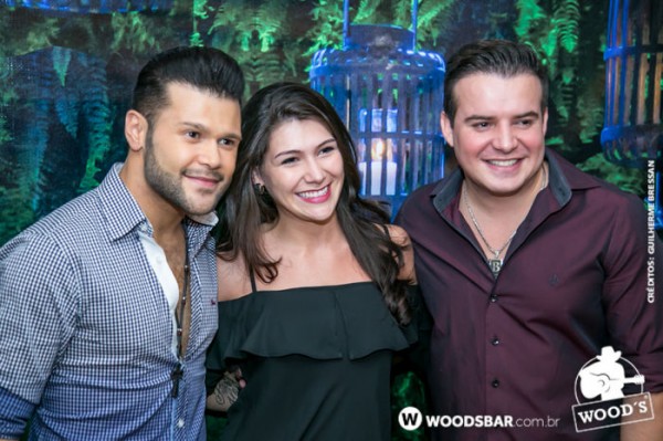 Fotos: Wood's Bar - Quarta 12.11 - Show Com Marcos & Belutti