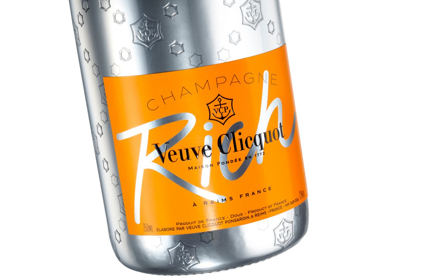 Dot Club promove do Veuve Clicquot Rich