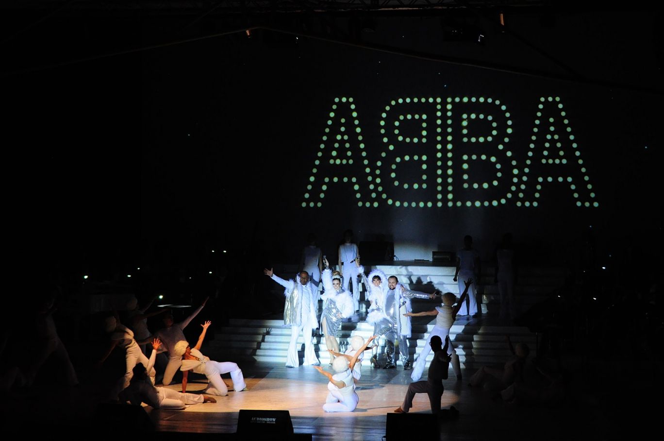 ABBA Symphonic Musical Dance na Ópera de Arame