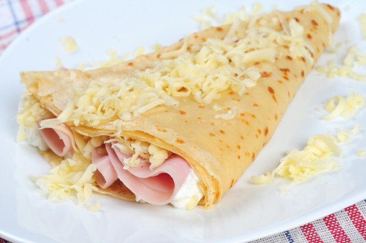 Crepe de queijo e presunto 