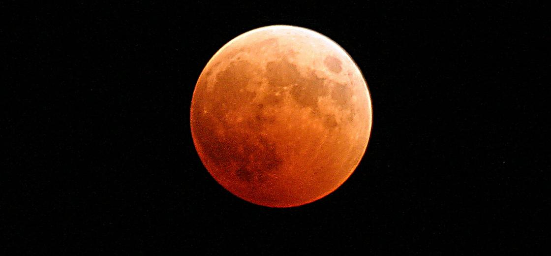 Para ver o Eclipse lunar total desta sexta-feira