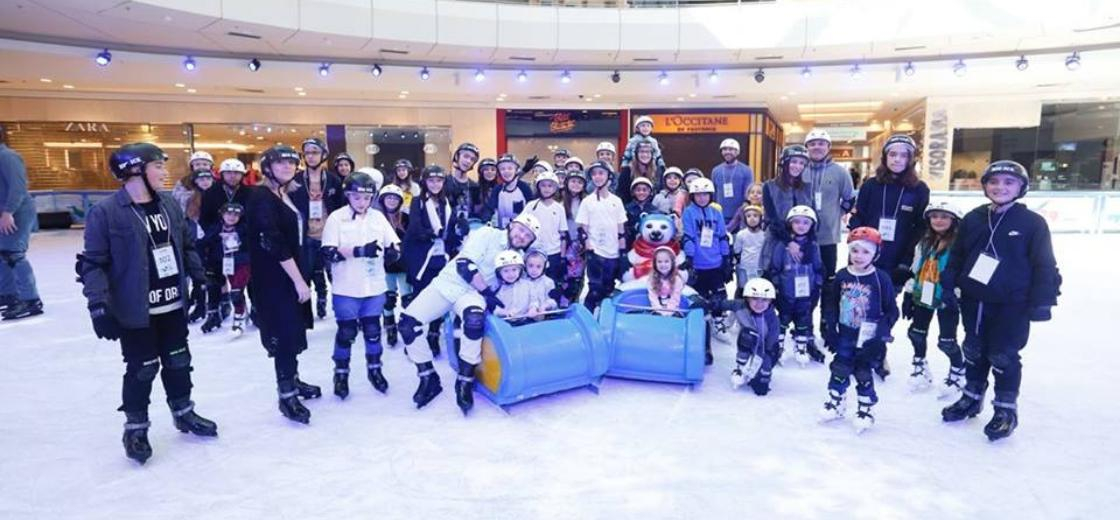 Aulas de patinação no gelo no ParkShoppingBarigui   