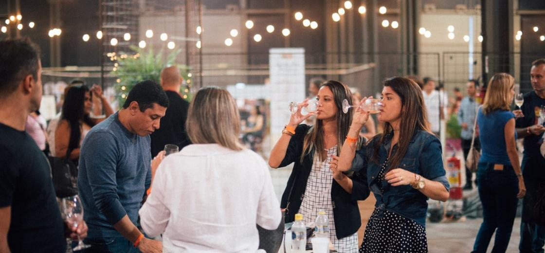 Vinho na Vila: evento de degustação reúne atrações em Curitiba