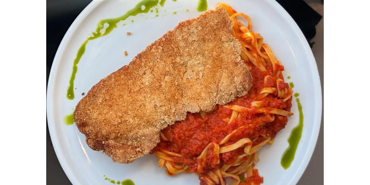 Variedade gastronômica e muito sabor no almoço do Santo, restaurante 100% sem glúten de Curitiba