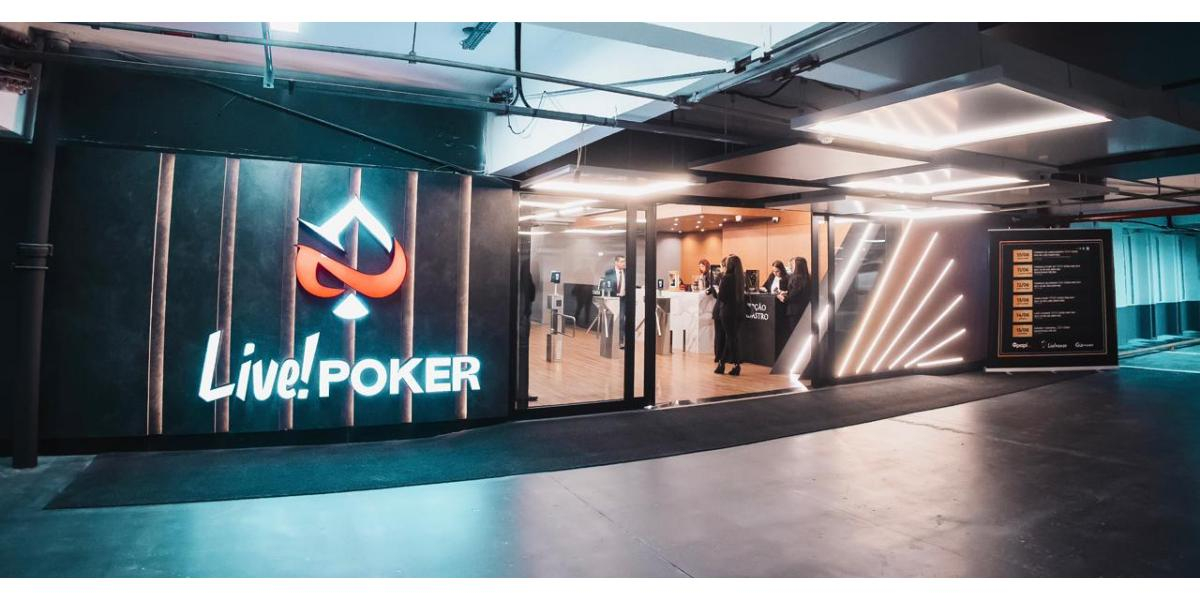Live Poker Club realiza ação solidária e de conscientização sobre o Outubro Rosa
